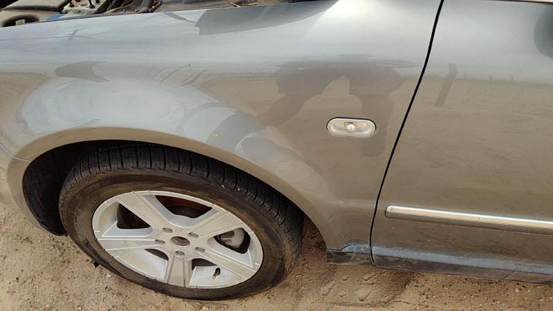 2001-2004 (discontinued) Passat Fender LH