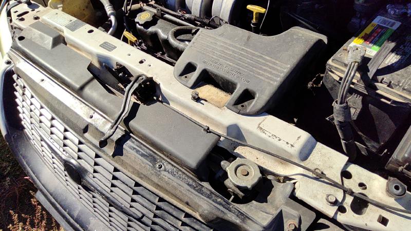 1996-2000 Chrysler Town & Country Radiator Support