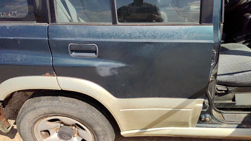 1996-1998 Suzuki Sidekick Rear Door RH
