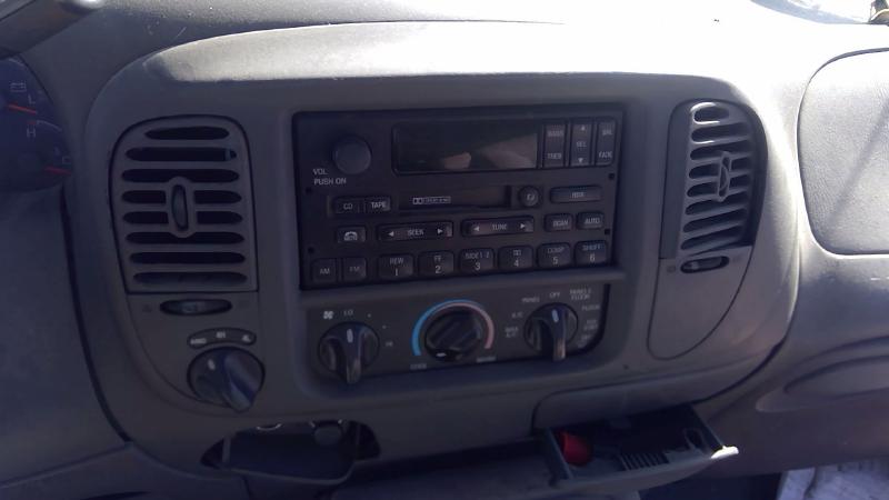 1997-2004 Ford Expedition Dash Panel