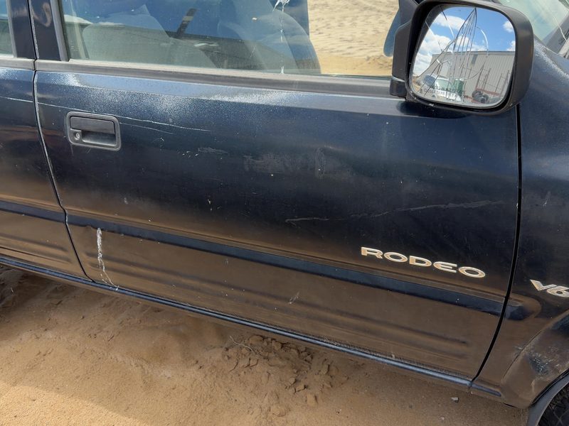 1998-2004 Isuzu Rodeo Front Door RH