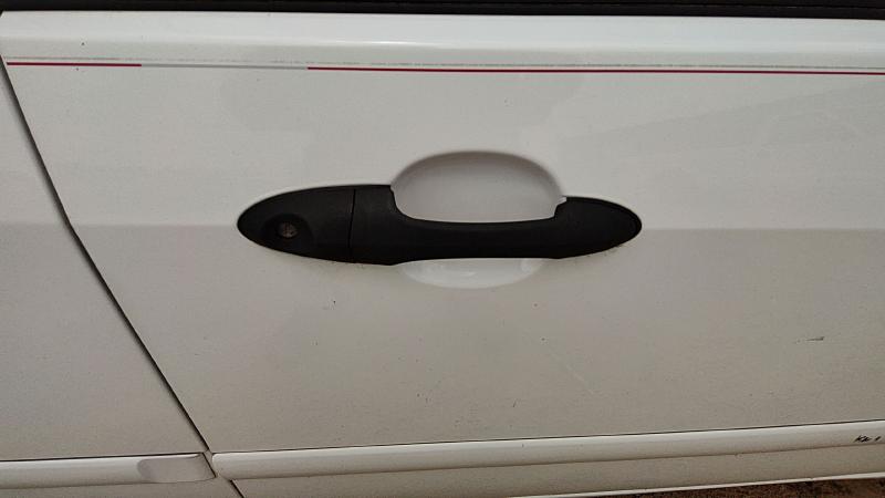 2000-2001 Ford Focus Not RS Outside Door Handle RH