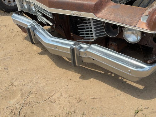 1974-1975 Chevy Impala Front Bumper With Brackets Assembly Oem 00339236
