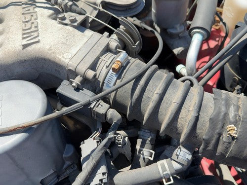 1990-1994 Nissan Pathfinder Throttle Body Valve Oem With Sensors 3.0L 1611888G12