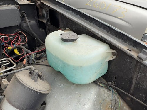 1988-1994 Chevrolet K1500 Windshield Washer Reservoir 22127579