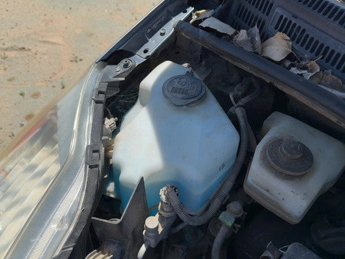 04-09 Toyota Prius Windshield Washer Fluid Reservoir With Pump Oem Wiper Tank