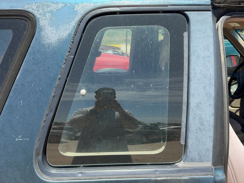 91-97 Ford Explorer 2 Dr Passenger Right Rear Quarter Glass Back Side Window Oem
