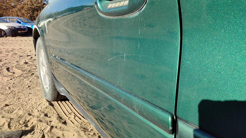 2000-2007 Ford Taurus(see Also Taurus X) Front Door LH