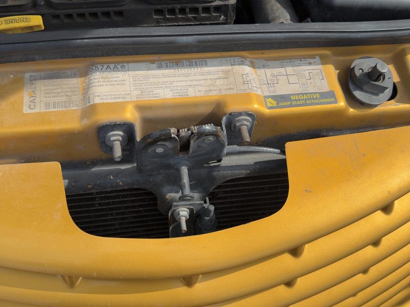 2001-2005 Pt Cruiser Radiator Support