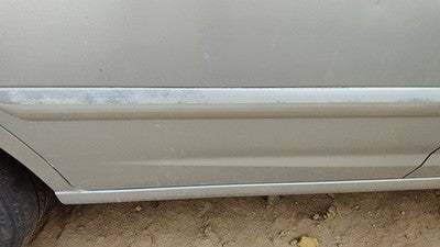 01-03 Elantra Passenger Right Rear Moulding From Door Back Trim Strip Silver