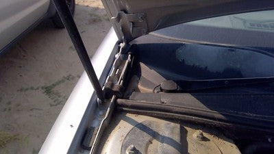 1988-1997 Cutlass 2 Door Passenger Right Hood Hinge Assembly Oem Silver