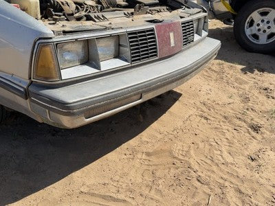 1986-1989 Olds 88 Front Bumper Cover Assembly Oem Silver 22514530