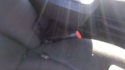 07-09 Pontiac Torrent Passenger Right Front Seat Belt Buckle Receiver Black 19C