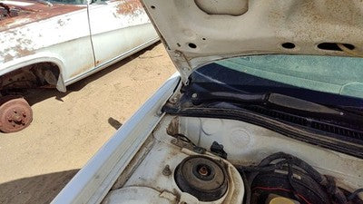 1997 98 Subaru Legacy Rhd Postal Right Hood Hinge Assembly Oem White 57260Ac040