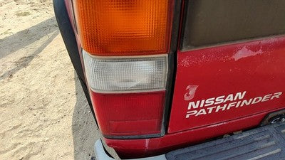 1987-95 Nissan Pathfinder Driver Left Tail Light Brake Lamp Oem Rear D655541g00