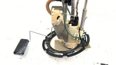 2004-2006 Ford Ranger Complete Fuel Pump With Sending Unit Gas Level Oem 4.0L