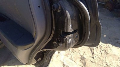 1999-2002 Subaru Forester Passenger Right Rear Door Latch With Rods/Cables Back
