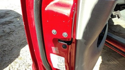 01-07 Town & Country Driver Left Front Door Latch With Rods/Cables Oem 4717803Ag