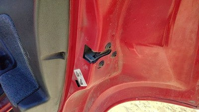 1995-05 Chevy Cavalier Passenger Right Rear Door Latch With Rods/Cables Oem Back