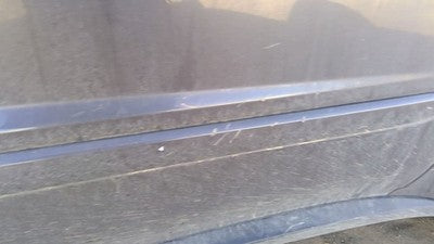 06-09 Torrent Passenger Right Front Moulding From Door Trim Granite Gray 44U