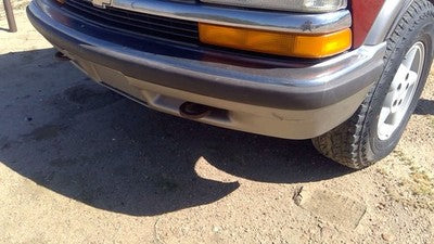 1998-2005 Chevy S10 Blazer Chrome Front Bumper Assembly With Brackets Oem 4X4