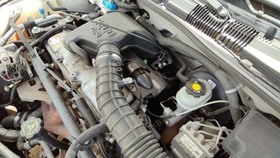 95-05 Pontiac Sunfire Complete Air Intake Filter Box Housing With Tube Oem 2.2L