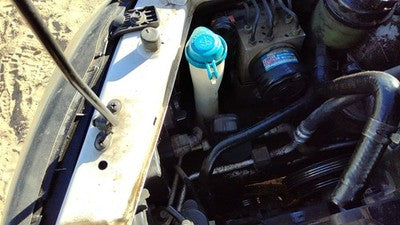 01-06 Hyundai Elantra Windshield Washer Fluid Reservoir With Pump Oem Wiper Tank