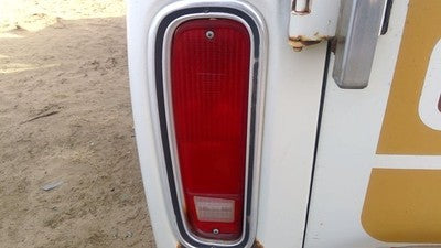 1975-1991 Ford Van E250 Driver Left Tail Light Oem Brake Lamp Rear D5uz13404a
