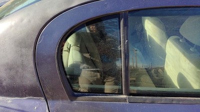 05-10 Chevy Cobalt Passenger Right Rear Vent Window Back Door Glass With Frame