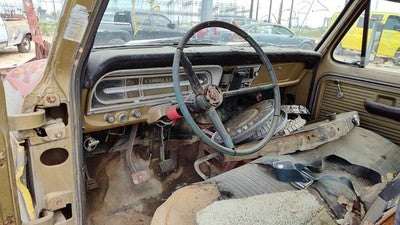 1968-72 Ford F100 Driver Left Front Spindle Steering Knuckle With Wheel Hub 4X2
