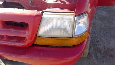 1998-2000 Ford Ranger Driver Left Front Headlight Assembly With Turn Signal Oem