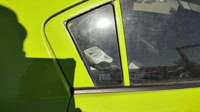 04-09 Mazda 3 Passenger Right Rear Vent Window Back Door Glass With Frame Oem