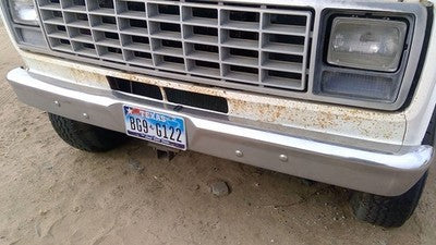 1979-1991 Ford Van E250 Lower Trim Strip Below Grille Oem White D9uz8200a