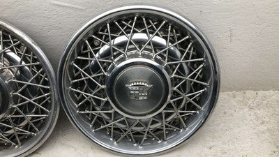 1980-1984 Cadillac Deville Set Of 4 Hub Cap Wheel Covers Oem Wire Type 01612485