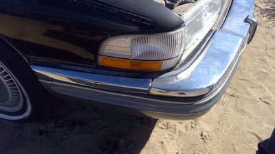 91-96 Buick Park Ave Passenger Right Front Turn Signal Light Lamp Fender Mounted