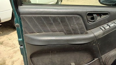 1995-1997 S10 Blazer Driver Left Front Door Trim Panel With Master Switch Gray