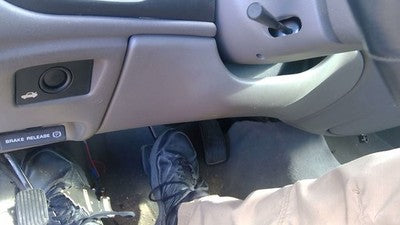 1998 Ford Taurus Lower Dash Under Column Knee Bolster Trim Panel Oem Gray