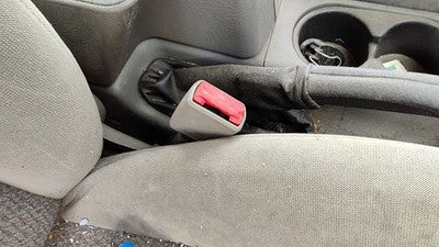 2000-05 Saturn L100 Passenger Right Front Seat Belt Buckle Receiver Oem Gray 96B