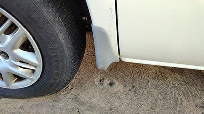 2001-2004 Grand Caravan Driver Left Moulding From Fender Oem Trim Strip