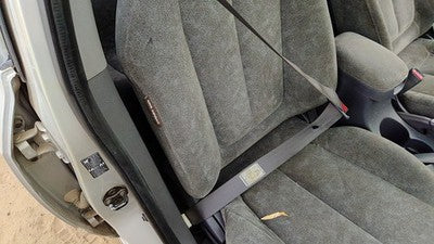 2001-03 Hyundai Elantra Passenger Right Front Seat Belt Retractor Shoulder Gray