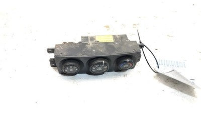 2003-2006 Kia Sorento Temperature Control Module In Dash Heater Ac Head Unit Lx
