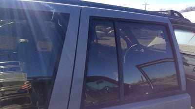 93-98 Grand Cherokee Passenger Right Rear Vent Window Back Door Glass With Frame