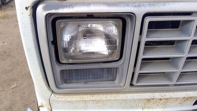 1979-1991 Ford Van E250 Passenger Right Head Light Oem Front Lamp D8bz13007a