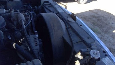1998-2000 Chevy Tahoe Radiator Cooling Fan Shroud Oem Plastic Housing 5.7L