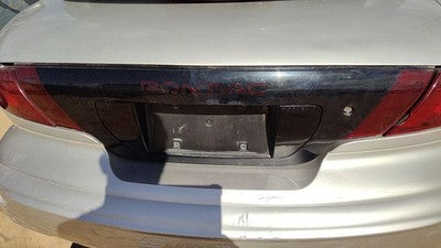 95-02 Sunfire Center Tail Light Assembly Brake Lamp 2 Door Lid Mounted Middle