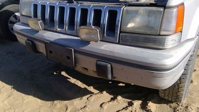 1993-1995 Jeep Grand Cherokee Front Bumper Cover Assembly Oem Silver