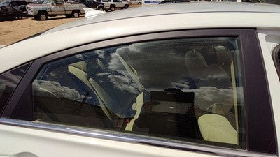 2011-2015 Hyundai Sonata Passenger Right Rear Side Window Door Glass Oem Back