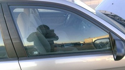 2001-2005 Honda Civic Passenger Right Front Side Window Door Glass Oem