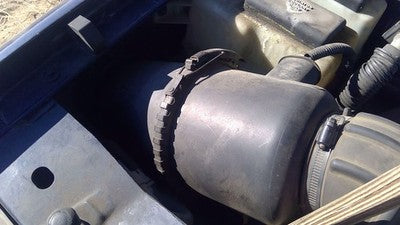 1995-1996 Ford Explorer Complete Air Intake Filter Box Housing With Tube 4.0L