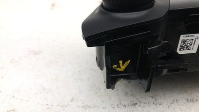 16-18 Hyundai Tucson Temperature Control Module In Dash Heater Ac Head Unit Oem